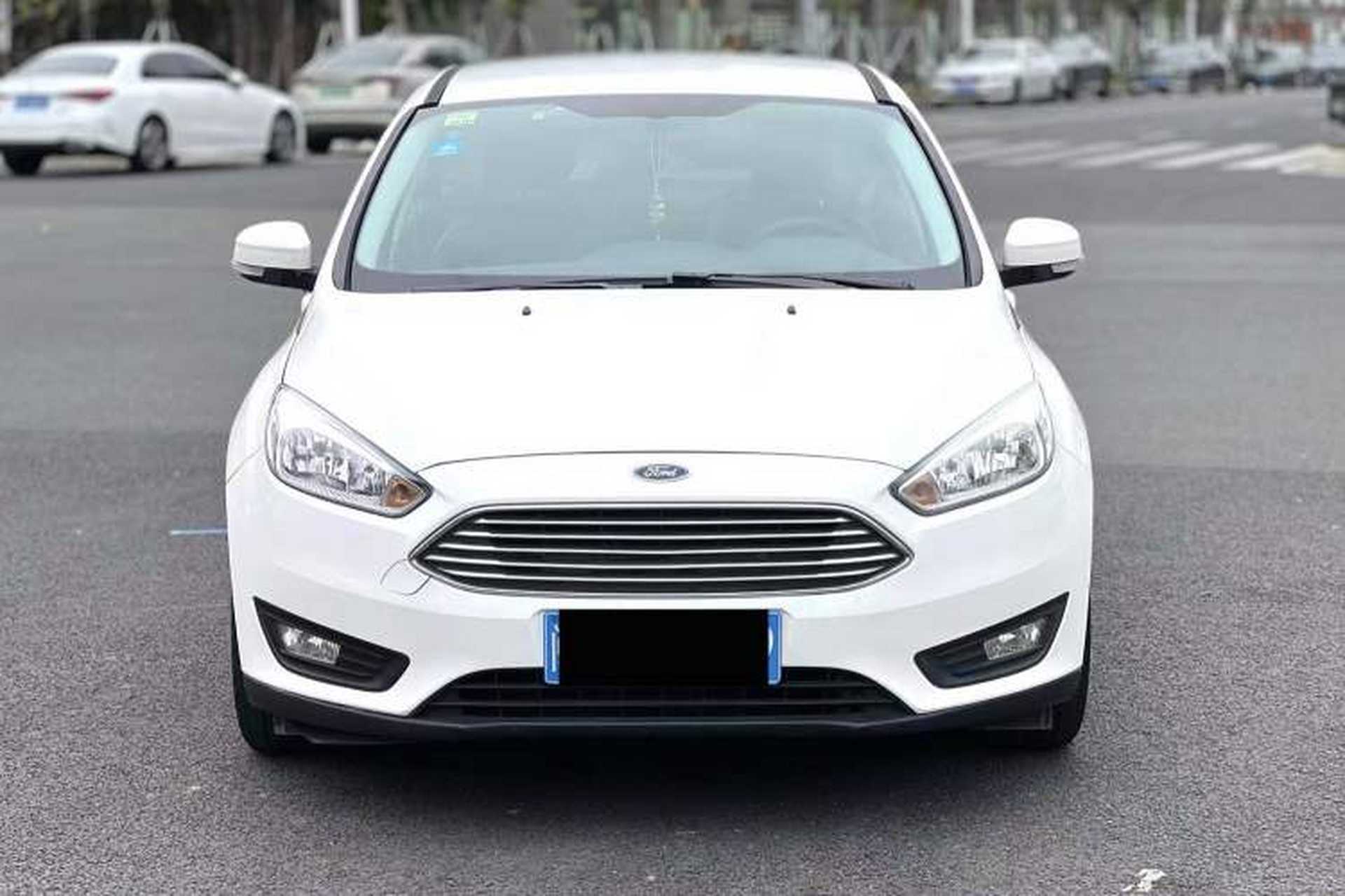Used Ford Focus 2017 Sedan 1.6L Automatic Comfort Plus SmartDrive Edition Exterior 1