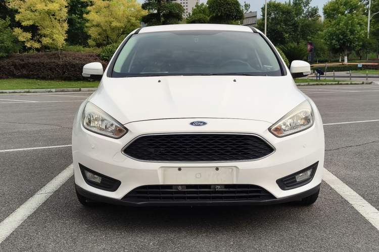 Used Ford Focus 2017 Hatchback 1.6L Automatic Comfort Plus SmartDrive Edition Exterior 1