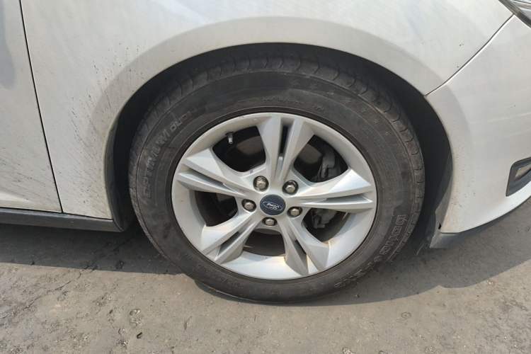 Used Ford Focus 2017 Hatchback 1.6L Automatic Comfort Plus SmartDrive Edition Exterior 1