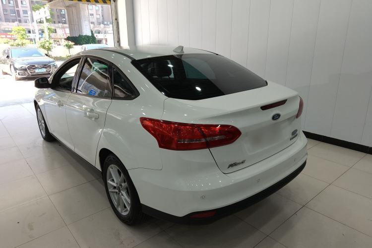 Used Ford Focus 2017 Sedan 1.6L Automatic Fashion Edition Smart Drive Version Exterior 1
