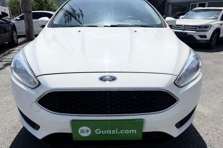 Used Ford Focus 2017 Hatchback 1.6L Manual Comfort Plus SmartDrive Edition Exterior 1