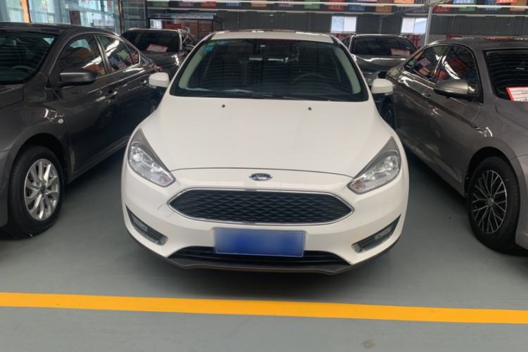 Used Ford Focus 2017 Hatchback EcoBoost 180 Automatic Elite Model Exterior 1