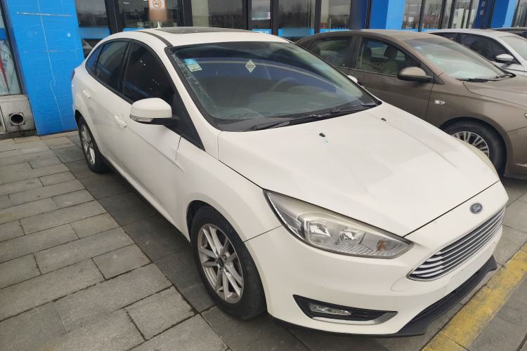 Used Ford Focus 2017 Sedan 1.6L Automatic Fashion Edition Smart Drive Version Exterior 1