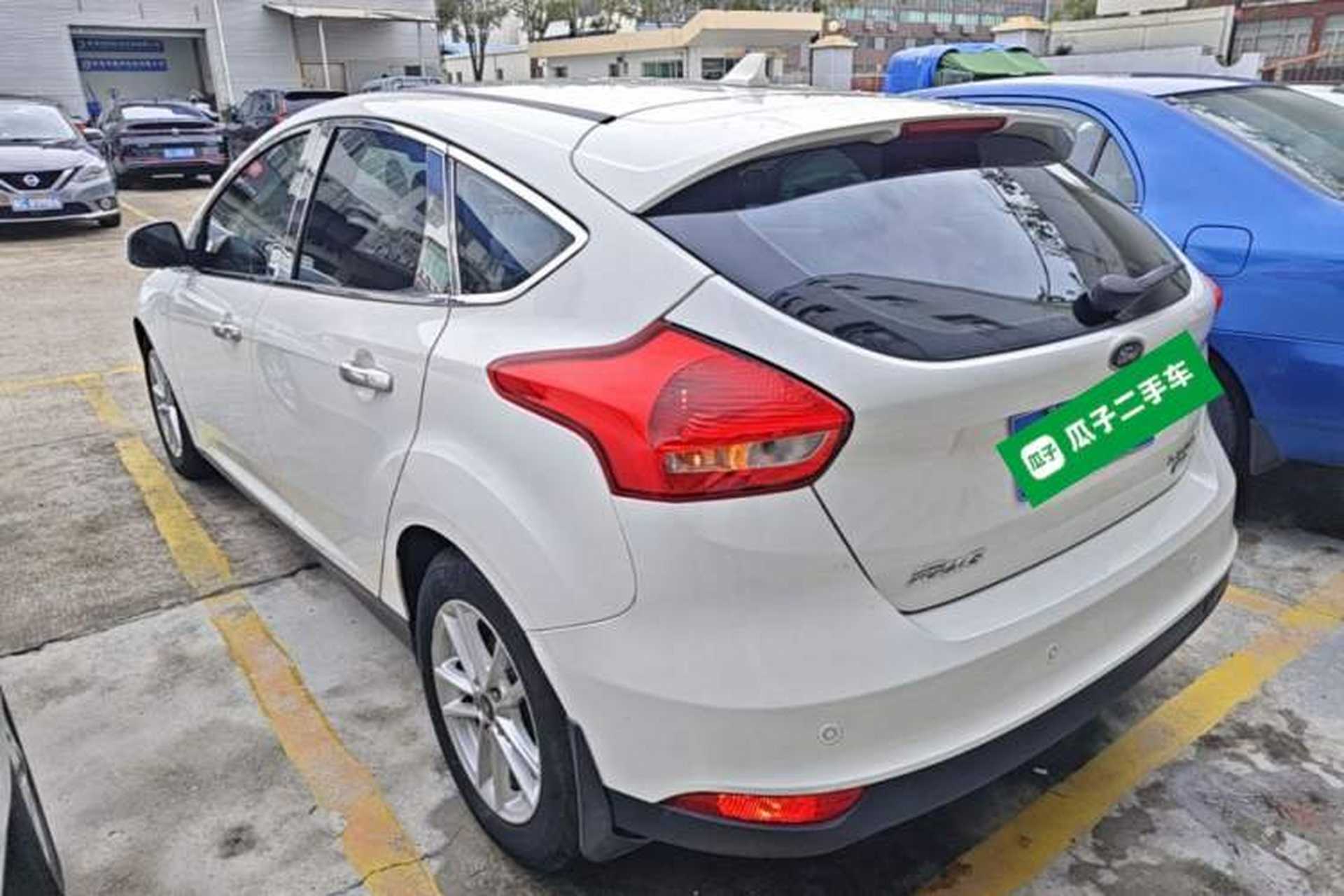 Used Ford Focus 2017 Hatchback EcoBoost 125 Automatic - Ultra-Powerful Style Edition with Smart Drive Features Exterior 2