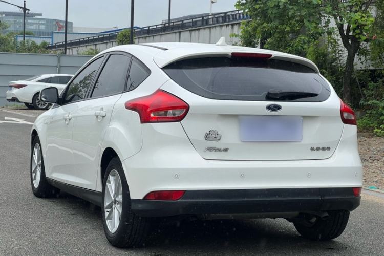 Used Ford Focus 2017 Hatchback 1.6L Automatic Fashion Edition Smart Drive Version Exterior 2