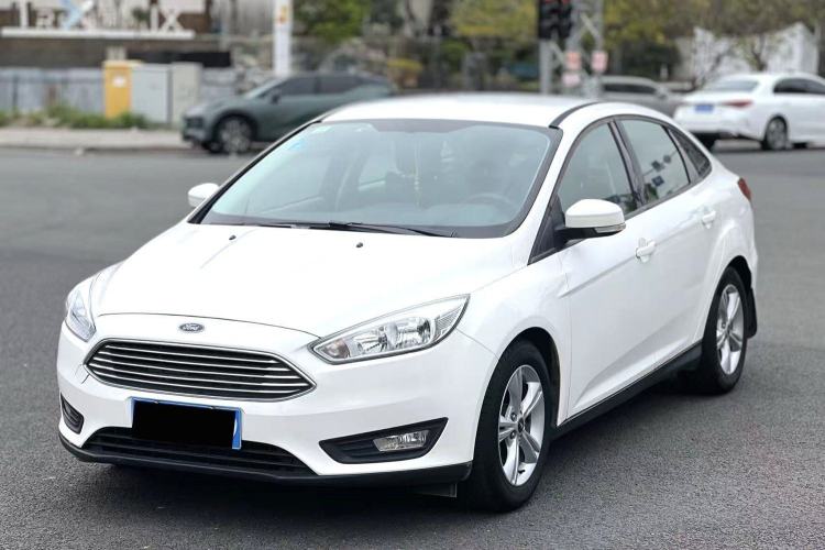 Used Ford Focus 2017 Sedan 1.6L Automatic Comfort Plus SmartDrive Edition Exterior 2