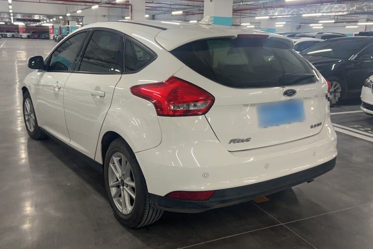 Used Ford Focus 2017 Hatchback 1.6L Automatic Fashion Edition Smart Drive Version Exterior 2