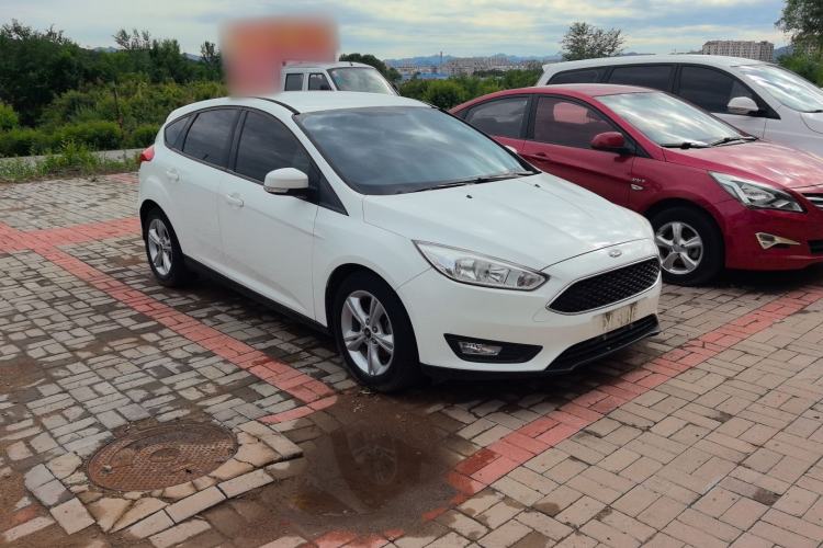 Used Ford Focus 2017 Hatchback 1.6L Automatic Comfort Plus SmartDrive Edition Exterior 2