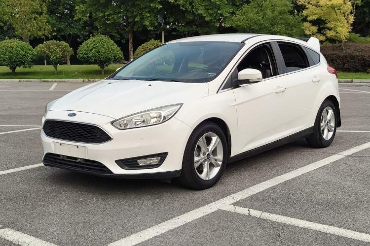 Used Ford Focus 2017 Hatchback 1.6L Automatic Comfort Plus SmartDrive Edition Exterior 2