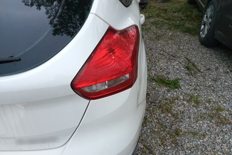 Used Ford Focus 2017 Hatchback 1.6L Automatic Comfort Plus SmartDrive Edition Exterior 3