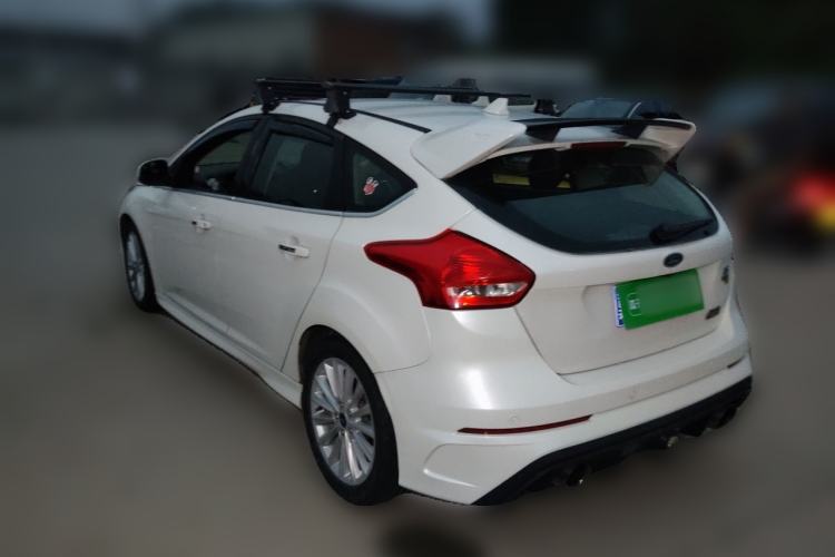Used Ford Focus 2017 Hatchback EcoBoost 180 Automatic Sport Model Exterior 3