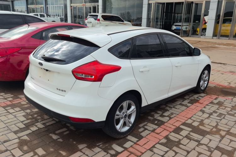 Used Ford Focus 2017 Hatchback 1.6L Automatic Comfort Plus SmartDrive Edition Exterior 3
