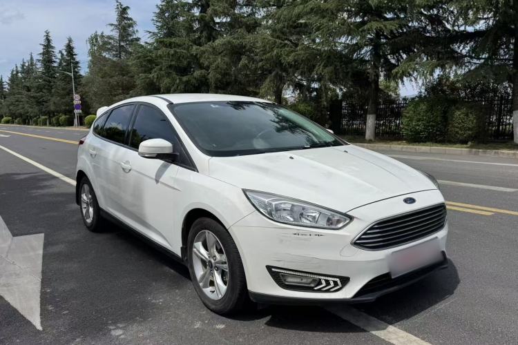 Used Ford Focus 2017 Hatchback 1.6L Automatic Comfort Plus SmartDrive Edition Exterior 3
