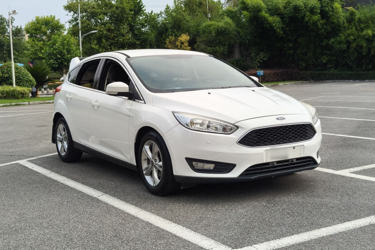 Used Ford Focus 2017 Hatchback 1.6L Automatic Comfort Plus SmartDrive Edition Exterior 3