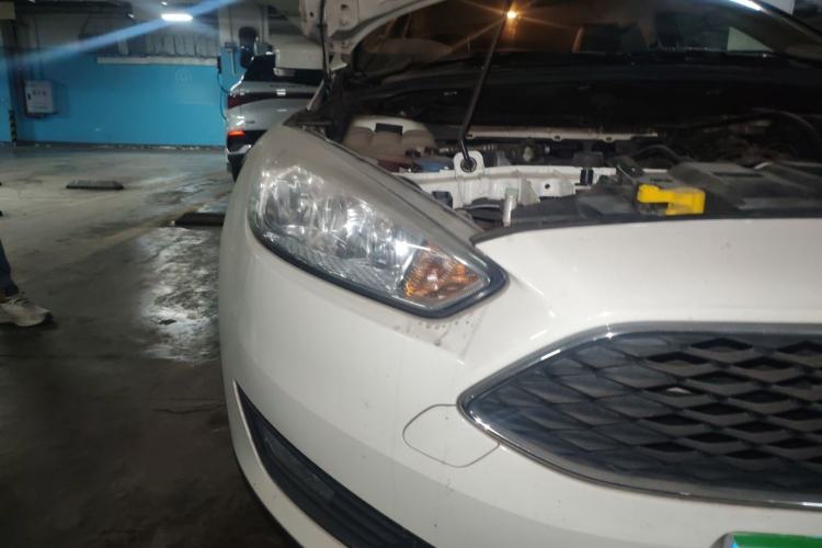 Used Ford Focus 2017 Hatchback 1.6L Automatic Comfort Plus SmartDrive Edition Exterior 3