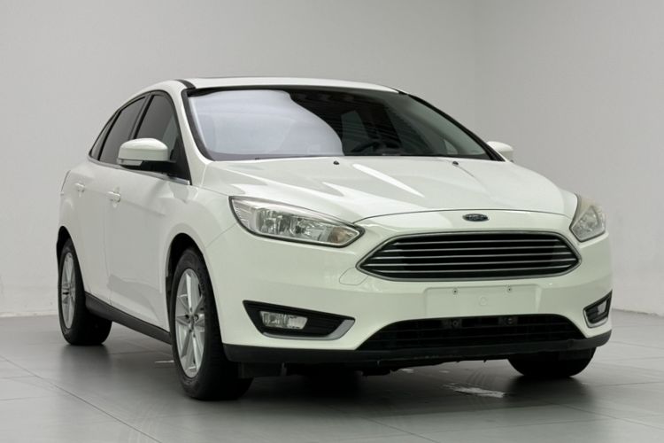 Used Ford Focus 2017 Sedan EcoBoost 180 Automatic Elite Model Exterior 3
