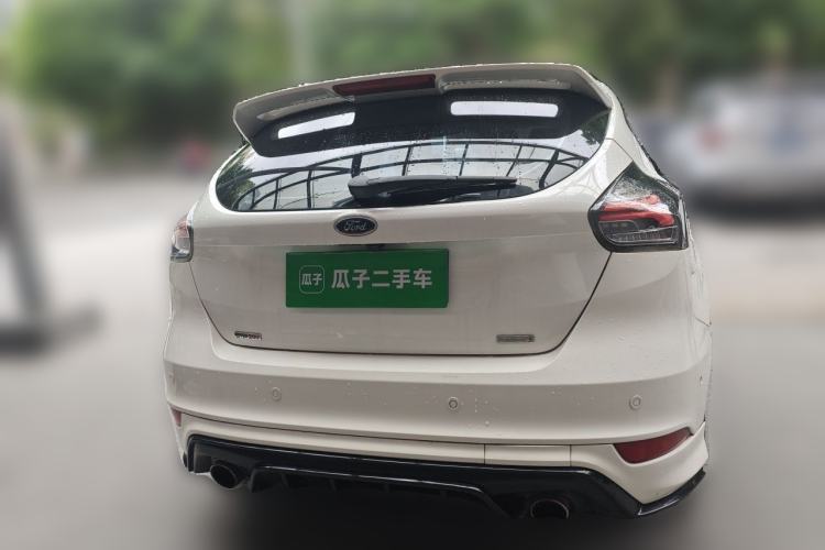 Used Ford Focus 2017 1.5T CTCC White and Black Limited Edition Exterior 4