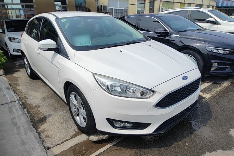 Used Ford Focus 2017 Hatchback 1.6L Automatic Comfort Plus SmartDrive Edition Exterior 4