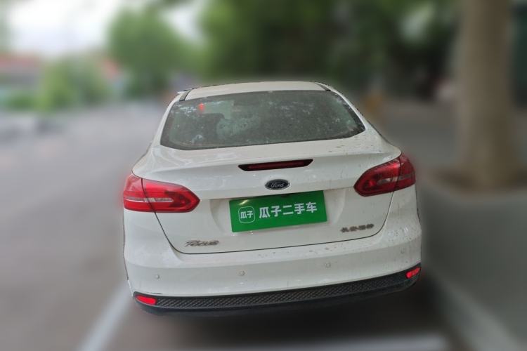 Used Ford Focus 2017 Sedan 1.6L Manual Comfort Plus SmartDrive Edition Exterior 4