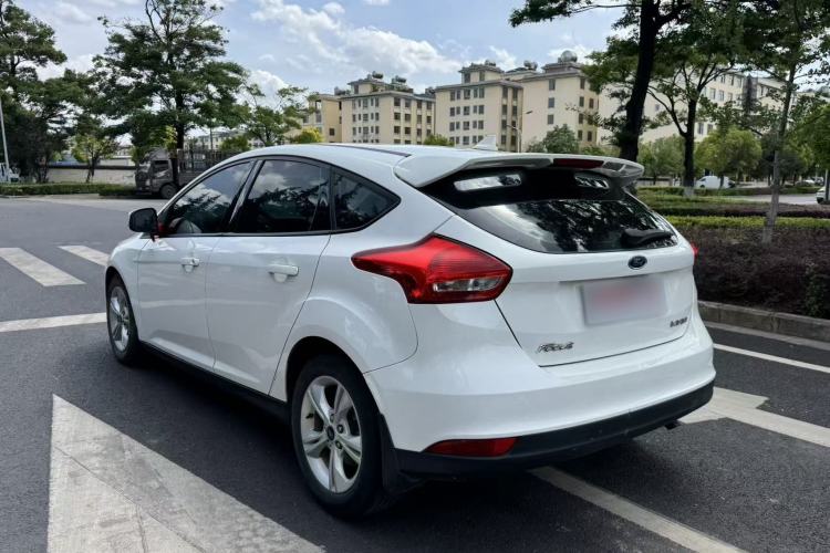 Used Ford Focus 2017 Hatchback 1.6L Automatic Comfort Plus SmartDrive Edition Exterior 4