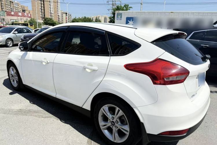 Used Ford Focus 2017 Hatchback 1.6L Manual Comfort Plus SmartDrive Edition Exterior 4