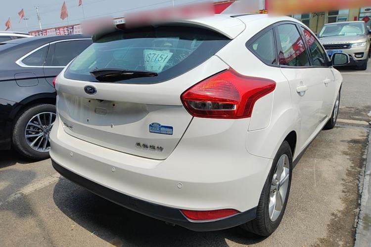 Used Ford Focus 2017 Hatchback 1.6L Automatic Comfort Plus SmartDrive Edition Exterior 5