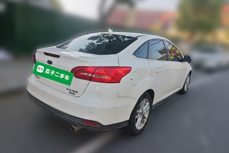 Used Ford Focus 2017 Sedan EcoBoost 180 Automatic Elite Model Exterior 5