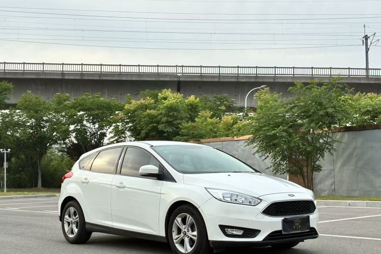 Used Ford Focus 2017 Hatchback 1.6L Automatic Comfort Plus SmartDrive Edition Exterior 6