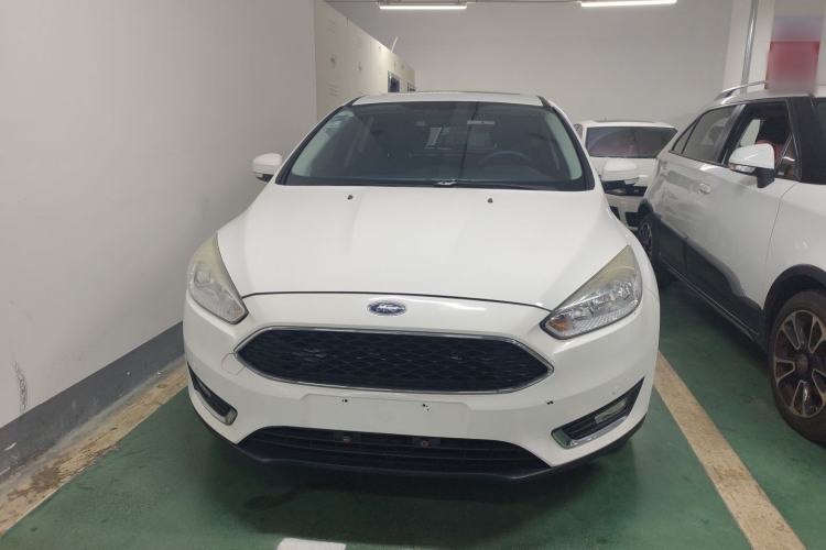 Used Ford Focus 2017 Hatchback 1.6L Automatic Fashion Edition Smart Drive Version Exterior 6