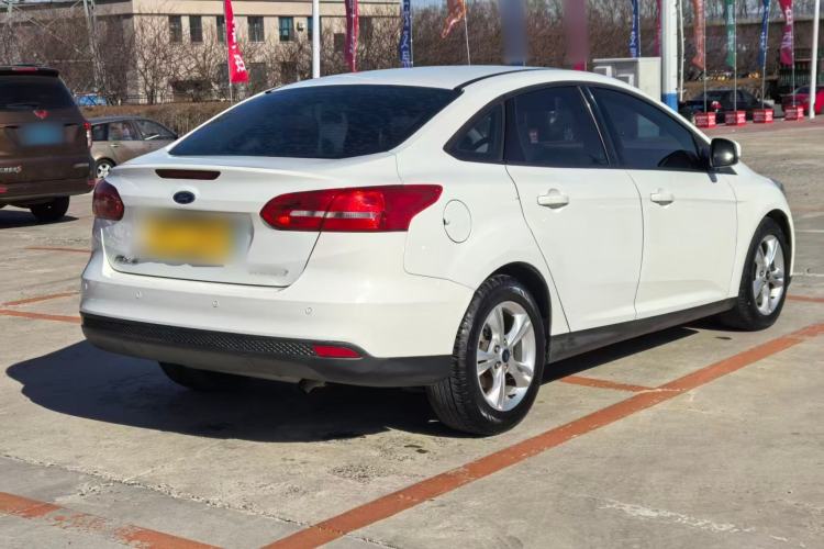 Used Ford Focus 2017 Sedan 1.6L Automatic Comfort Plus SmartDrive Edition Exterior 6