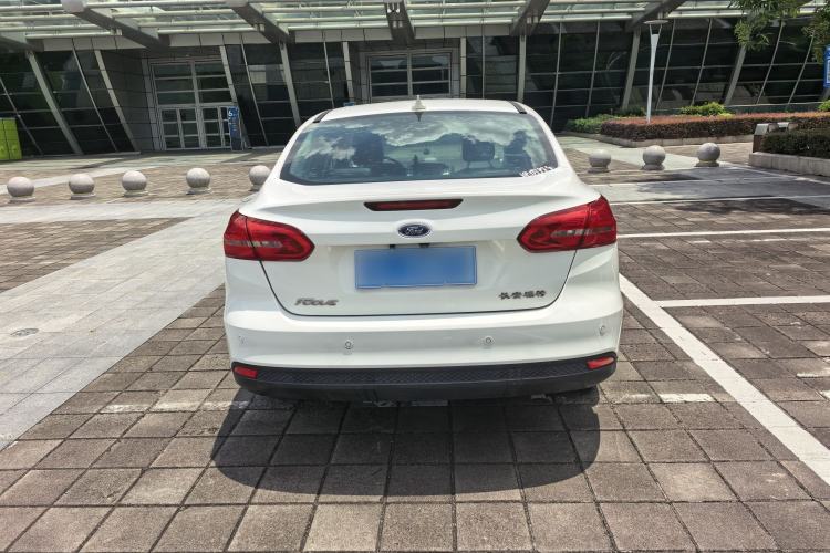 Used Ford Focus 2017 Sedan 1.6L Automatic Fashion Edition Smart Drive Version Exterior 7