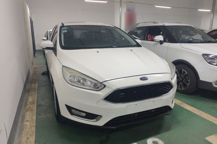 Used Ford Focus 2017 Hatchback 1.6L Automatic Fashion Edition Smart Drive Version Exterior 7