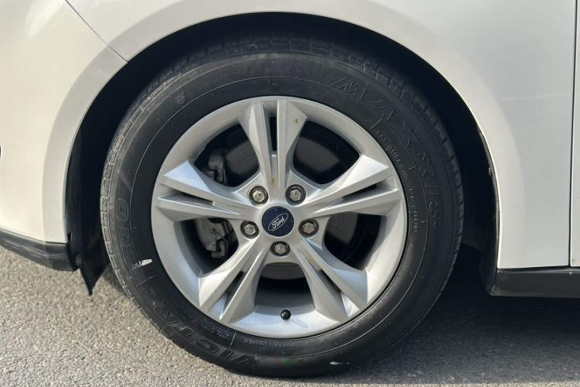 Used Ford Focus 2017 Sedan 1.6L Automatic Comfort Plus SmartDrive Edition Exterior 9