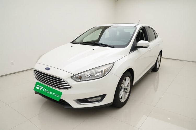 Gebrauchter Ford Focus 2017 Sedan EcoBoost 180 Automatic Elite Model Guazi used car, China used car export, Used car for sale, Used  cars, Cheapest cars for sale