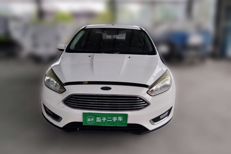 Used Ford Focus 2017 Sedan 1.6L Manual Fashion Edition Smart Drive Version Front