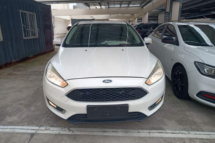 Used Ford Focus 2017 Hatchback 1.6L Automatic Fashion Edition Smart Drive Version Front
