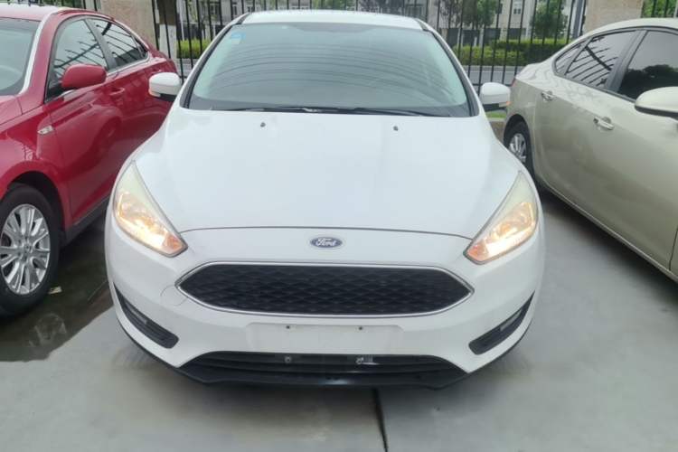 Used Ford Focus 2017 Hatchback 1.6L Automatic Comfort Plus SmartDrive Edition Front