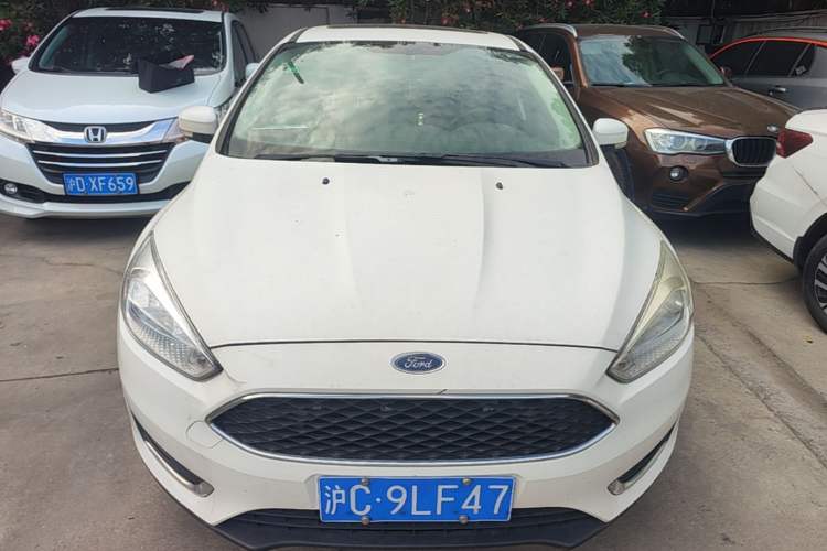 Used Ford Focus 2017 Hatchback 1.6L Automatic Fashion Edition Smart Drive Version Front