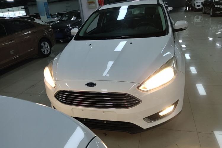 Used Ford Focus 2017 Sedan 1.6L Automatic Fashion Edition Smart Drive Version Front