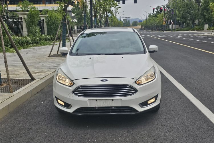 Used Ford Focus 2017 Sedan 1.6L Automatic Fashion Edition Smart Drive Version Front