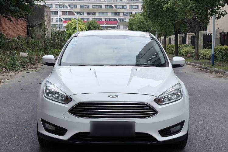 Used Ford Focus 2017 Sedan 1.6L Manual Comfort Plus SmartDrive Edition Front