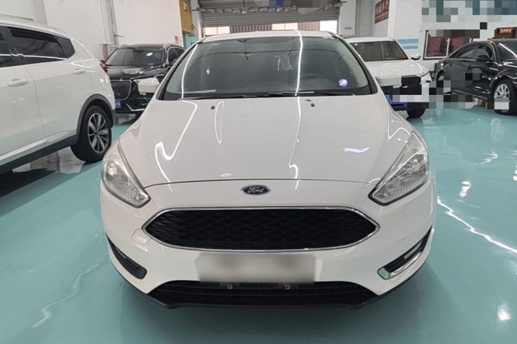 Used Ford Focus 2017 Hatchback EcoBoost 125 Automatic - Ultra-Powerful Style Edition with Smart Drive Features Front
