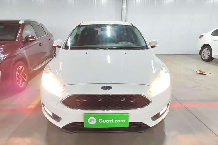 Used Ford Focus 2017 Hatchback 1.6L Automatic Comfort Plus SmartDrive Edition Front