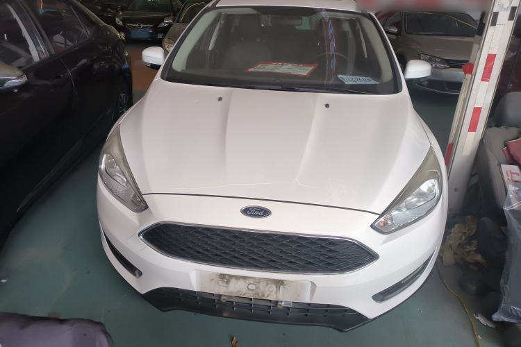 Used Ford Focus 2017 Hatchback EcoBoost 125 Automatic - Ultra-Powerful Style Edition with Smart Drive Features Front