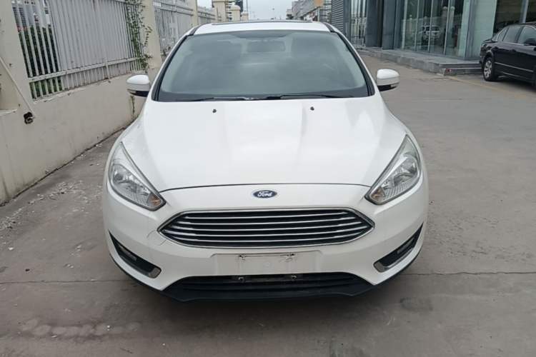 Used Ford Focus 2017 Sedan 1.6L Automatic Fashion Edition Smart Drive Version Front