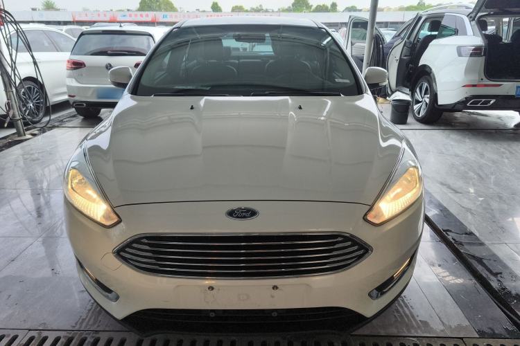 Used Ford Focus 2017 Sedan 1.6L Automatic Fashion Edition Smart Drive Version Front