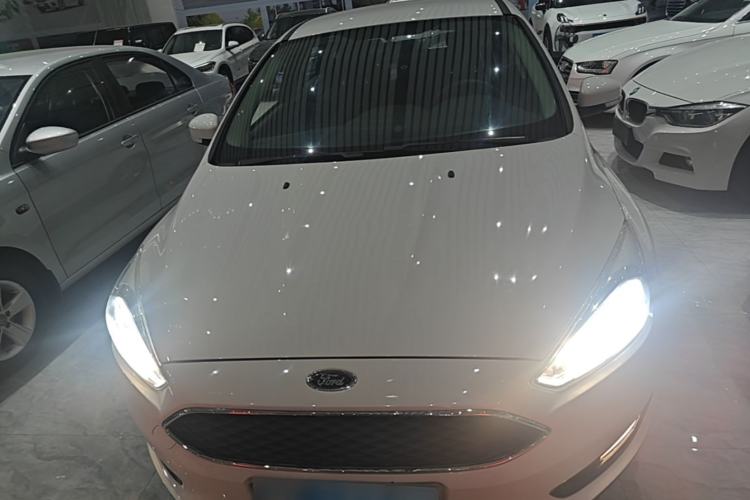 Used Ford Focus 2017 Hatchback 1.6L Automatic Comfort Plus SmartDrive Edition Front
