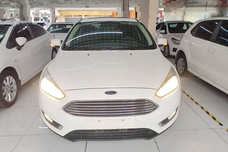Used Ford Focus 2017 Sedan 1.6L Manual Fashion Edition Smart Drive Version Front