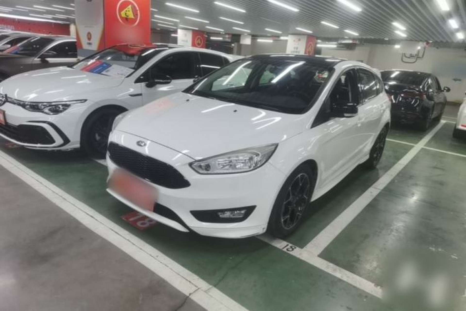 Used Ford Focus 2017 1.5T CTCC White and Black Limited Edition Front Left 45 Deg
