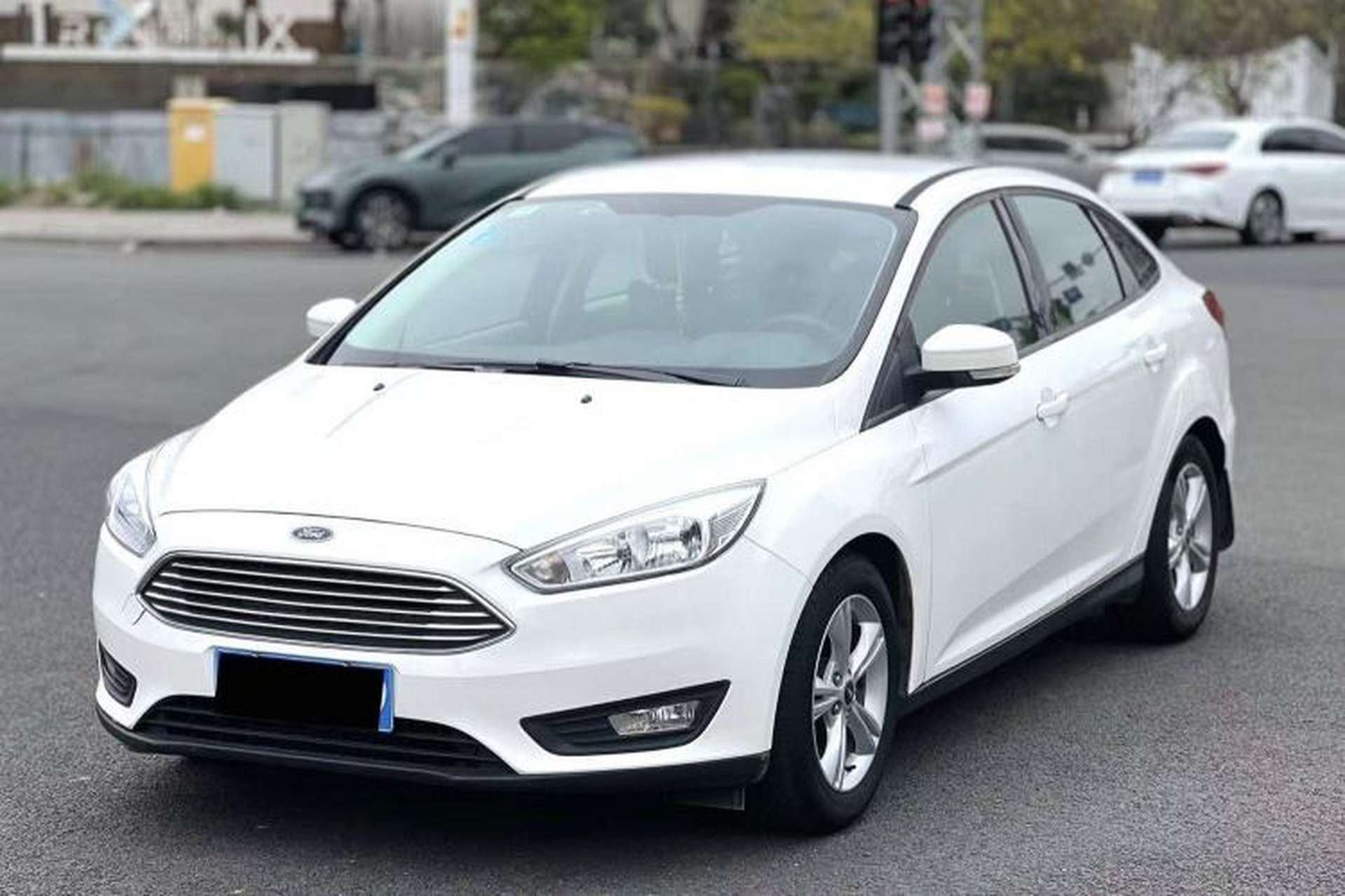 Used Ford Focus 2017 Sedan 1.6L Automatic Comfort Plus SmartDrive Edition Front Left 45 Deg